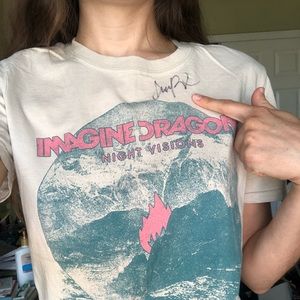 SIGNED Imagine Dragons concert tee!! cool design